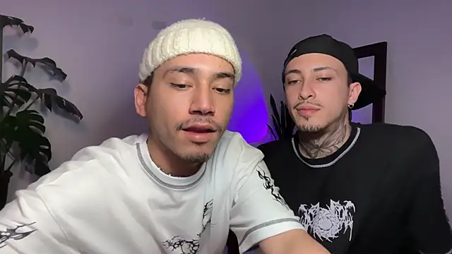 Noah_and_Steven webcam