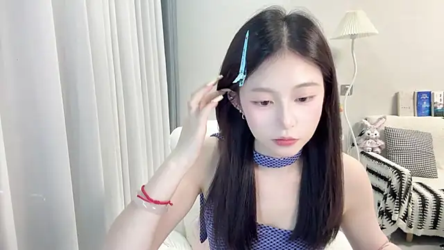 Ooo-ooO live cam on StripChat