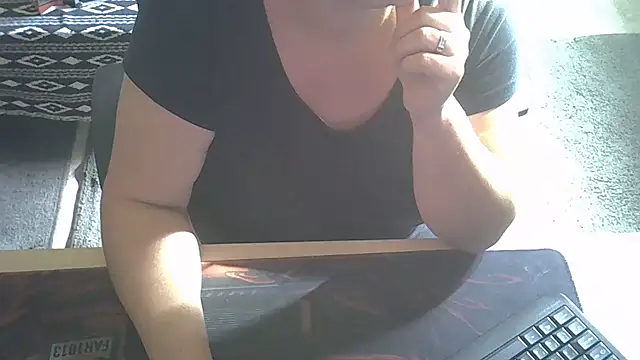 Silvia2277 webcam