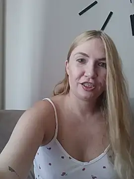 KisaVixen webcam