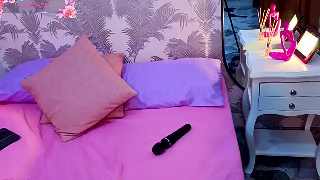Emma_Thompssonn webcam