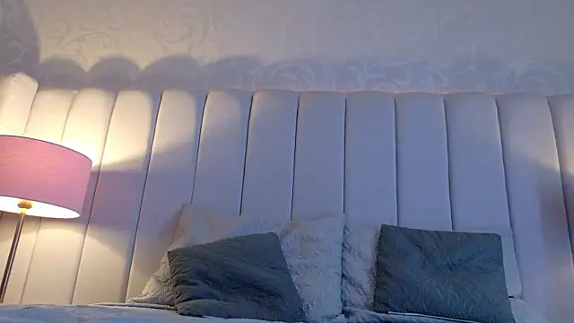 Emily__Stef webcam