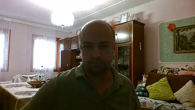 Luceriusbigass webcam