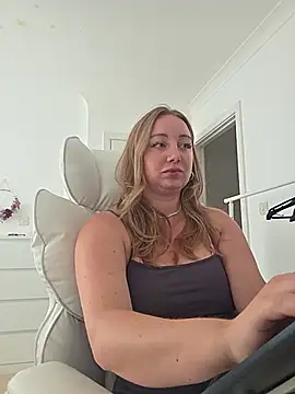 arielsweetieee webcam