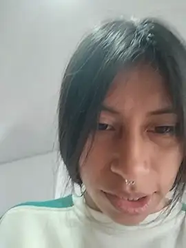 Pocahontas_Honey webcam