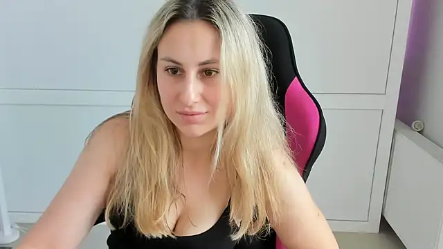 MissLunariaa webcam