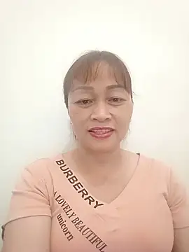 Baby-ladyboobs2026 webcam