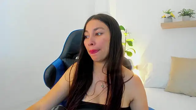 bella_99_ webcam