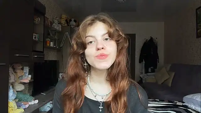 BuzzingRaid live cam on StripChat