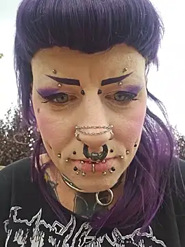 Purple_Coffin666 webcam