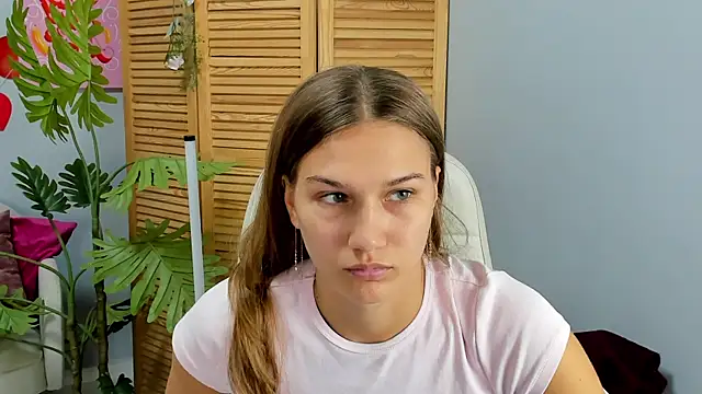 Sweet_Emilya webcam