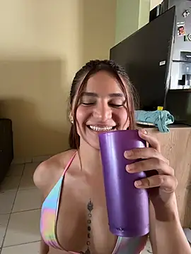 ViankaRose webcam