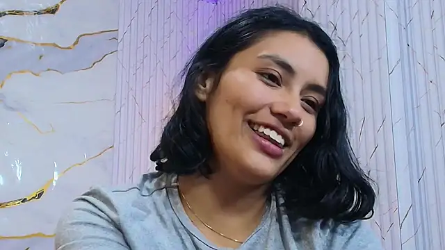 PEACHY_TAY webcam