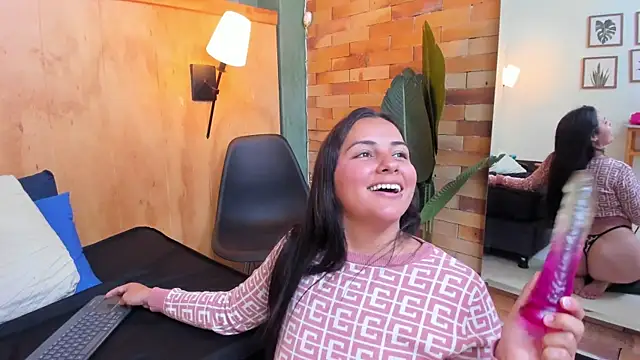 megansumer webcam