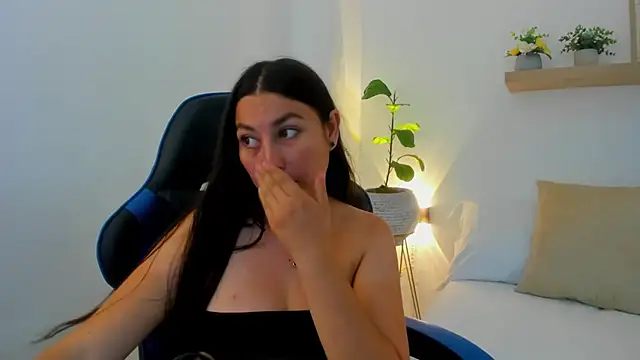 bella_99_ webcam