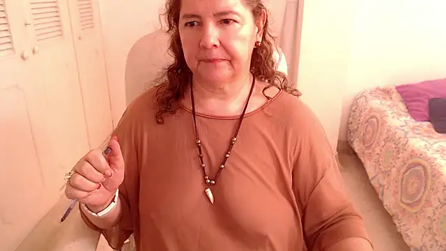 leonela_69 webcam