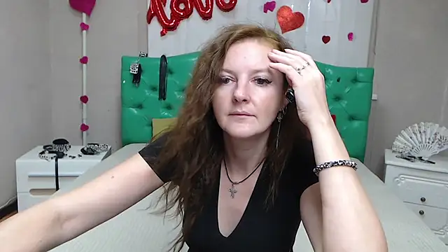 MeganPirs live cam on StripChat