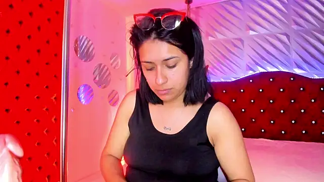 Roxanne_Han webcam
