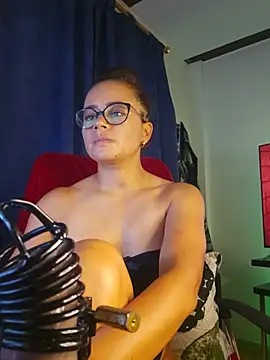 MistressSlut1 webcam