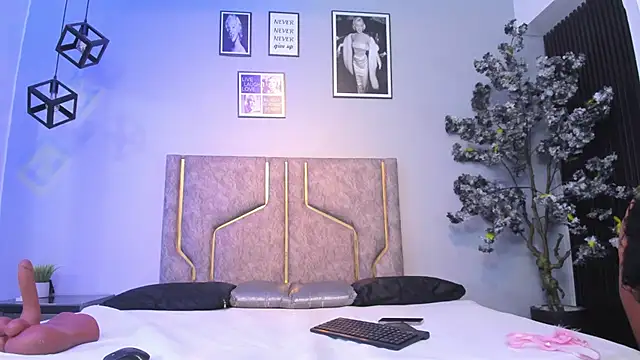 miaakittyy webcam