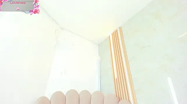 ariannaruiz webcam