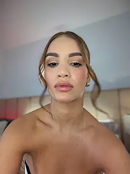 Lia_Brooks webcam