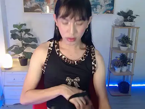 Yourplay1ngdoll webcam