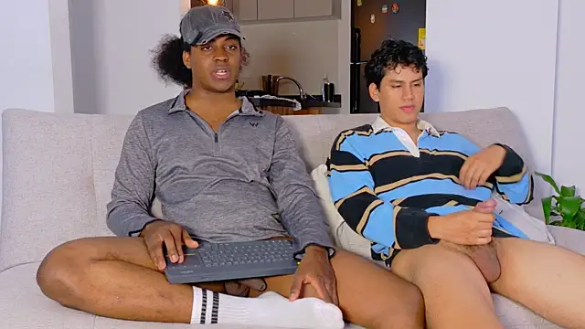 Mark_Nico webcam