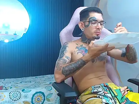 Boy_tatto77 webcam