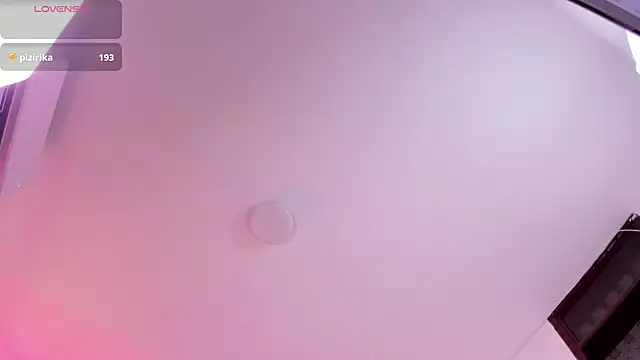 AmaraLewis webcam