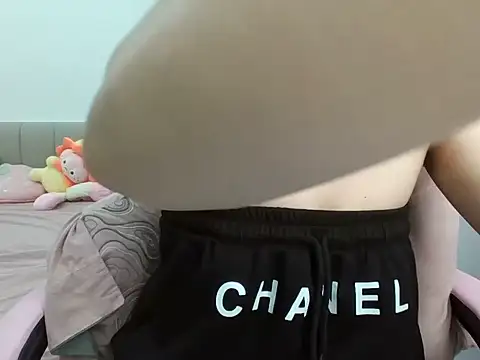 Lucie-Sexy2k webcam