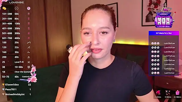 EleanorePeach live cam on StripChat