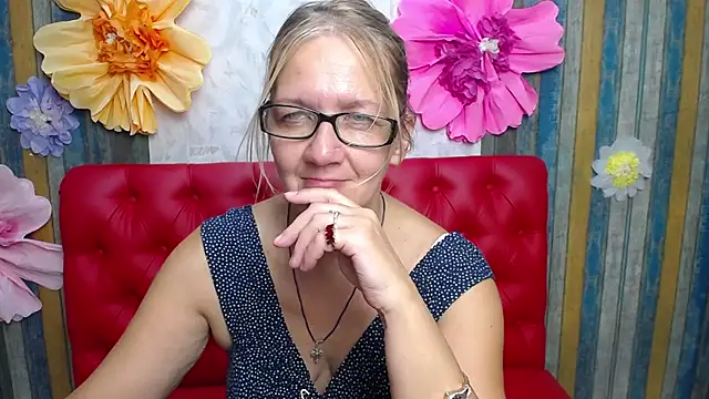 MelisaWorld live cam on StripChat
