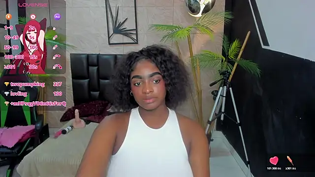 alana_bonny webcam
