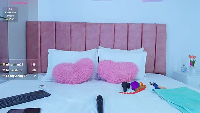 Shanel__Bigboobs webcam
