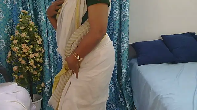 Mallu_Manisha live cam on StripChat