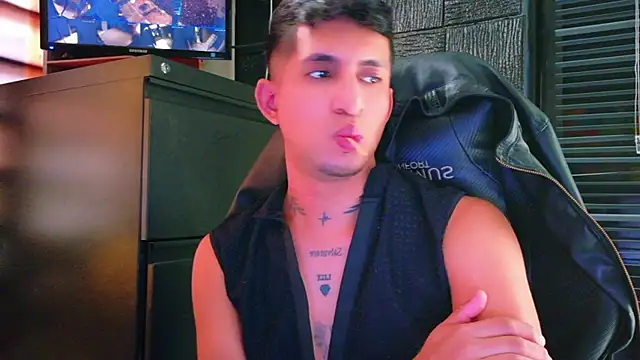 kenil_salvadorr webcam