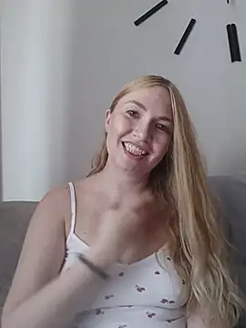 KisaVixen webcam