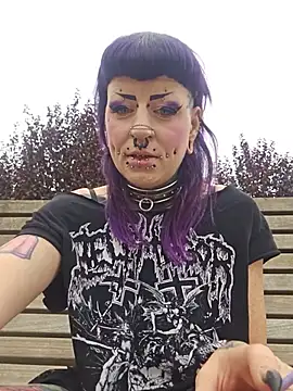 Purple_Coffin666 webcam