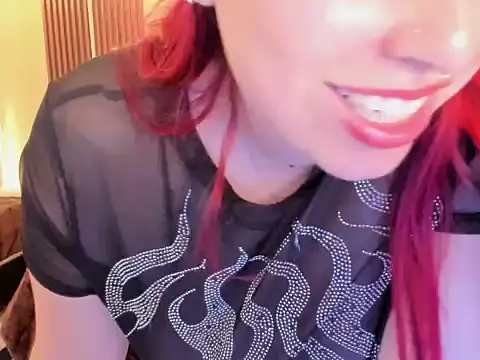 Blair_red_ webcam