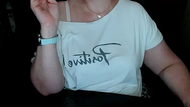 AlisaHot55 webcam