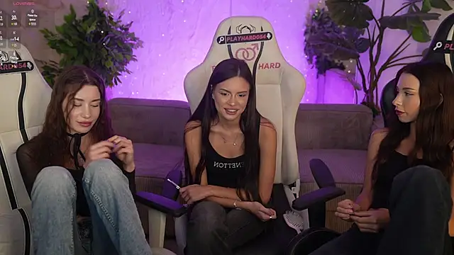 Selena_Glow webcam