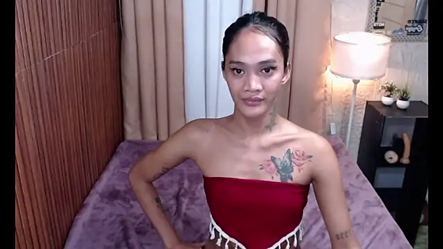 yoursexyyassy webcam