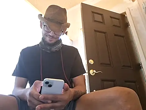 ThrowedWorldWide webcam