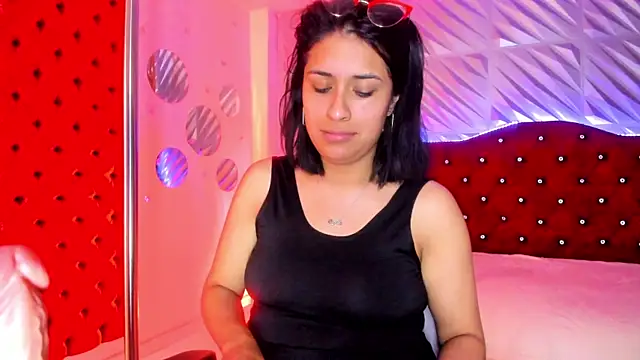 Roxanne_Han webcam