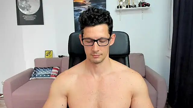 BrutusK08 live sex cam
