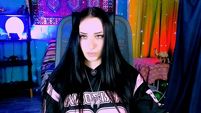 MonicaLowes webcam