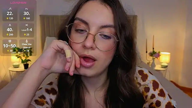 Real_cutie1 webcam