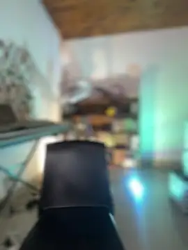 NikkiNix webcam