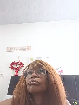 BustyMilf_ webcam